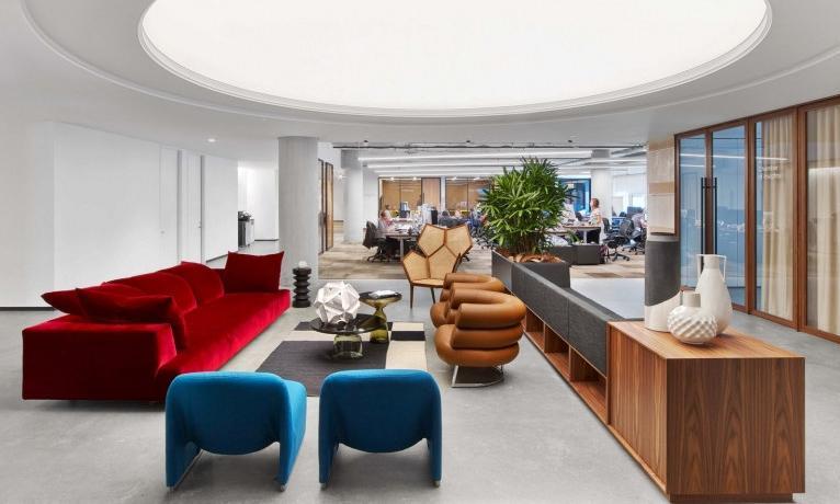 1000平方米計算機存儲公司辦公室設(shè)計