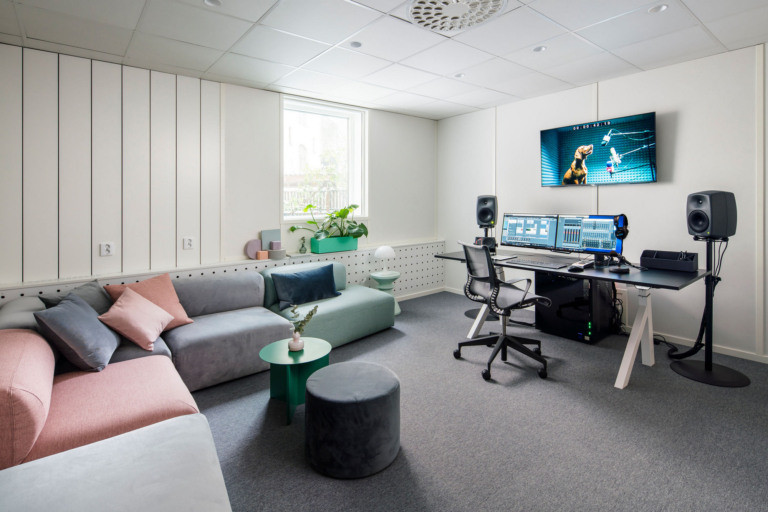 200平米音樂科技公司辦公室裝修設計