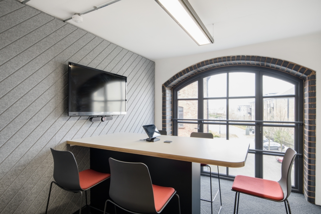 380平米生物公司辦公室裝修設(shè)計(jì)