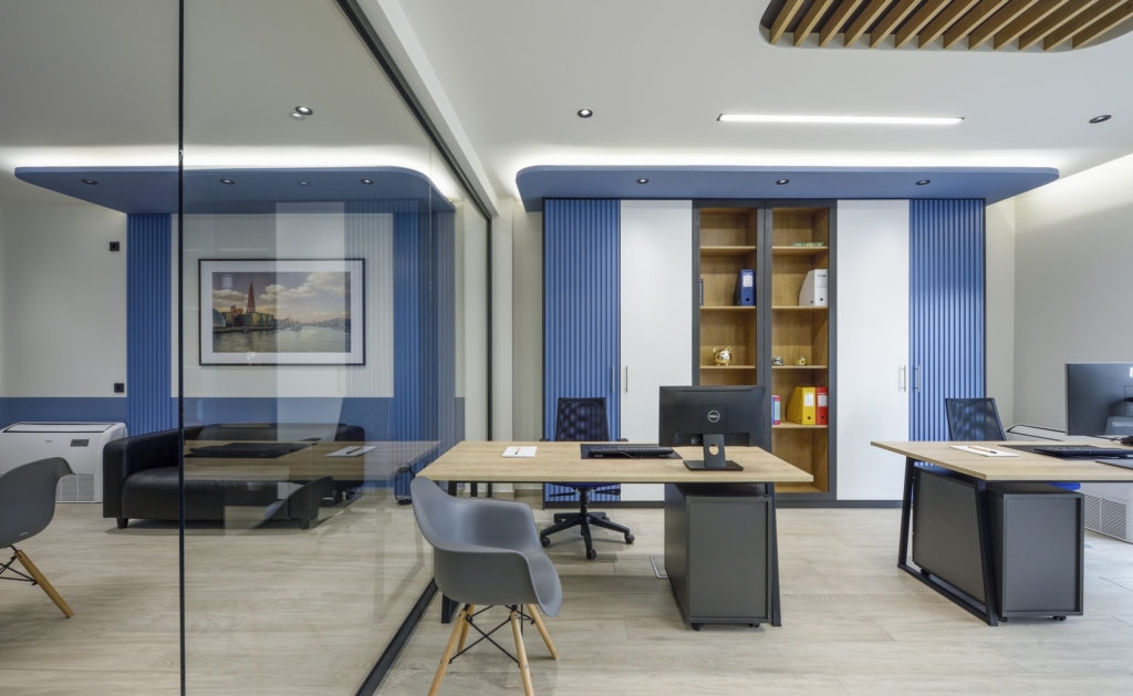 150平米金融會計事務(wù)所裝修設(shè)計