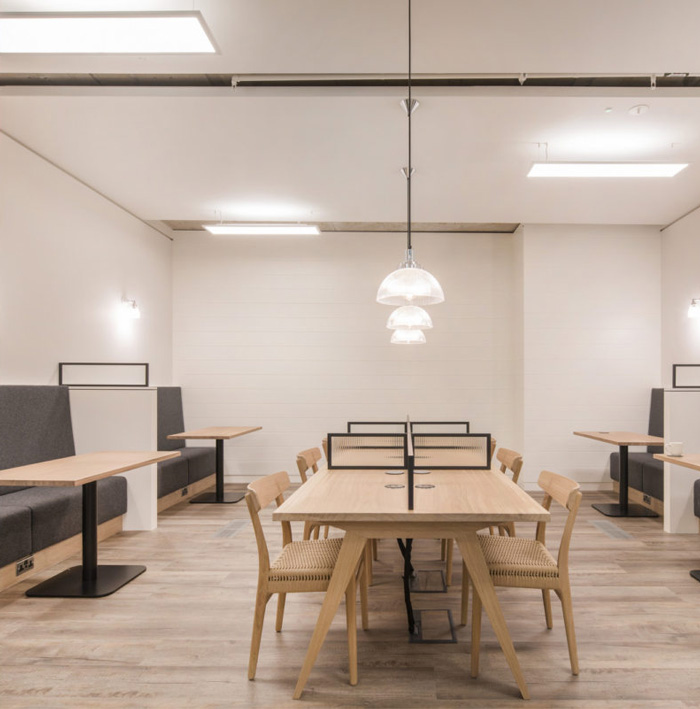 700平米服裝公司辦公室裝修設(shè)計(jì)