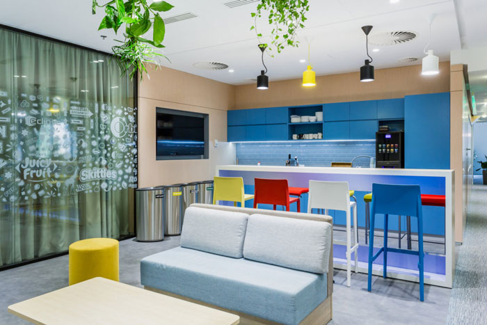 700平米寵物食品公司辦公室裝修設計