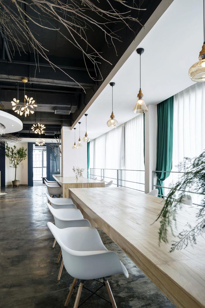 360平米節(jié)能環(huán)保公司辦公室裝修設(shè)計