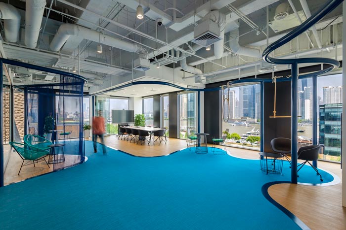 320平米旅行社辦公室設計