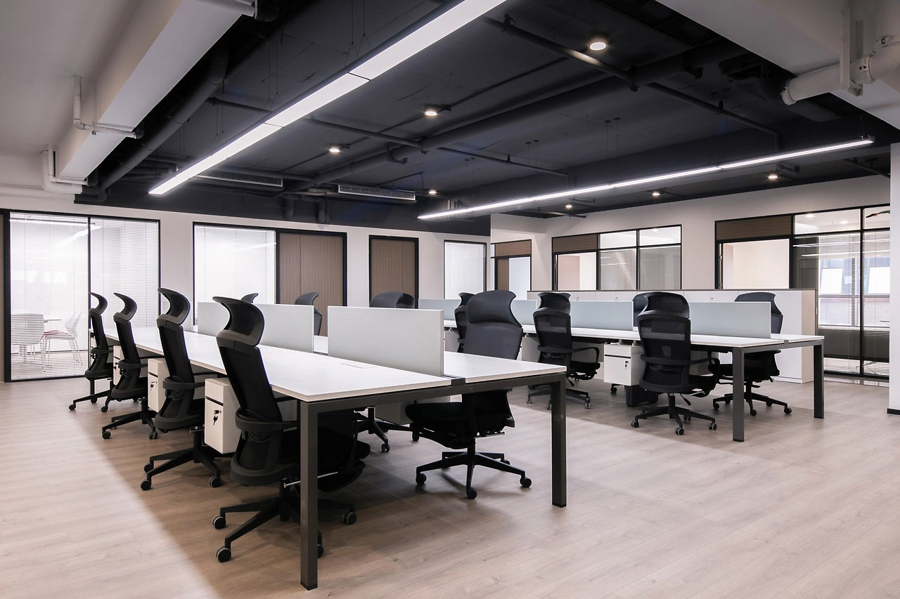 360平米鄭州辦公室設(shè)計施工效果圖